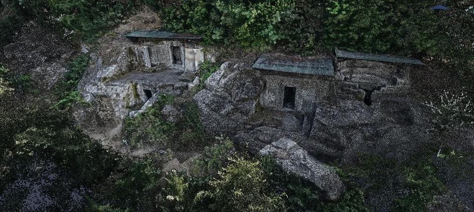 Lajm i fundit/Policia kap duke kërkuar 4 të rinj nga Korça në varret Ilire të Selcës