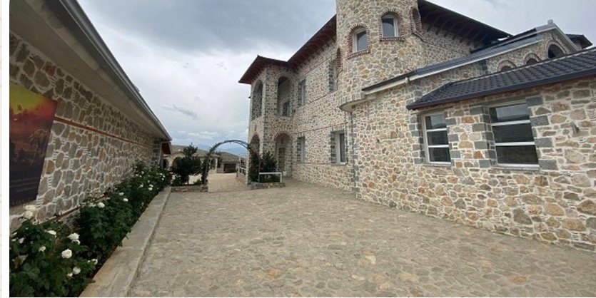 Reportazh-Teqeja e Melçanit/ Vendi ku gjen qetësinë shpirtërore, mrekullia që pret çdo besimtar