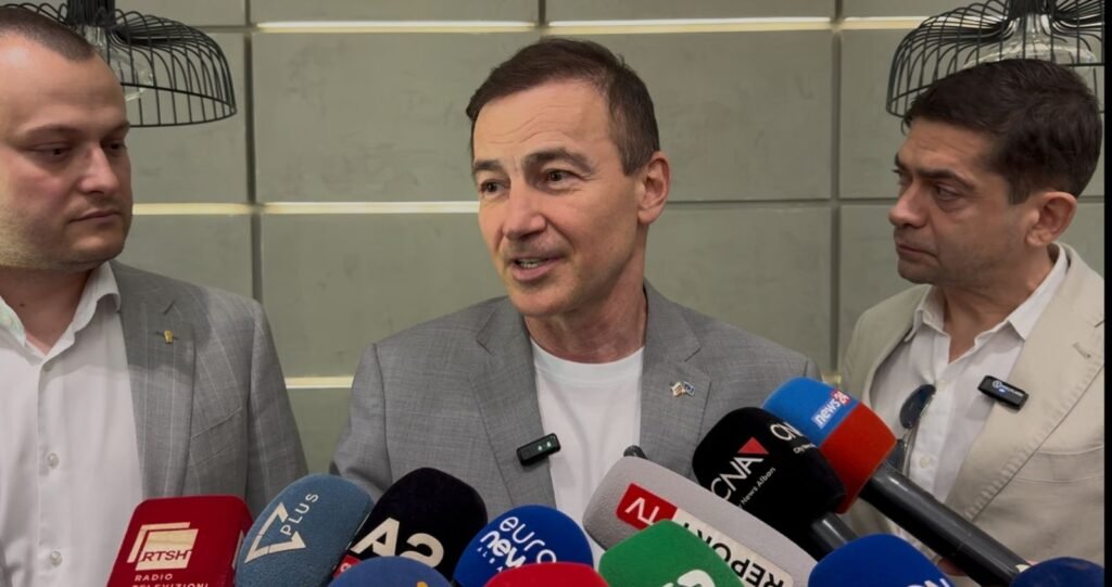 Eurodeputeti bullgar nga Korça flet për protestat; “Qeveria të dëgjojë popullin”