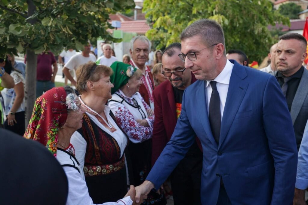 Debati për himnin shqiptar në festivalin e Prespës